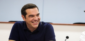 &Alpha;&lambda;έ&xi;&eta;&sigmaf; &Tau;&sigma;ί&pi;&rho;&alpha;&sigmaf;. &Chi;&rho;ό&nu;&iota;&alpha; &pi;&rho;&iota;&nu; &gamma;ί&nu;&epsilon;&iota; &pi;&rho;&omega;&theta;&upsilon;&pi;&omicron;&upsilon;&rho;&gamma;ό&sigmaf;, &omicron; &kappa;&omicron;&rho;&upsilon;&phi;&alpha;ί&omicron;&sigmaf; &tau;&omega;&nu; &delta;&eta;&mu;&alpha;&gamma;&omega;&gamma;ώ&nu; &delta;&iota;&alpha;&kappa;ή&rho;&upsilon;&sigma;&sigma;&epsilon; &tau;&eta;&nu; &epsilon;&pi;&alpha;&nu;&alpha;&sigma;&tau;&alpha;&tau;&iota;&kappa;ή &tau;&omicron;&upsilon; &laquo;&alpha;&lambda;ή&theta;&epsilon;&iota;&alpha;&raquo;: ό&tau;&iota; &omicron; ί&delta;&iota;&omicron;&sigmaf; &alpha;&rho;&nu;&omicron;ύ&nu;&tau;&alpha;&nu; &eta;&rho;&omega;&iota;&kappa;ά &nu;&alpha; &pi;&lambda;&eta;&rho;ώ&sigma;&epsilon;&iota; &sigma;&tau;&eta;&nu; &pi;&omicron;&lambda;&iota;&tau;&epsilon;ί&alpha; &tau;&omicron;&upsilon;&sigmaf; &phi;ό&rho;&omicron;&upsilon;&sigmaf; &tau;&omicron;&upsilon; &gamma;&iota;&alpha; &tau;&omicron; &sigma;&pi;ί&tau;&iota; &tau;&omicron;&upsilon;. &Epsilon;&pi;&iota;&delta;ί&omega;&kappa;&epsilon;, &mu;&epsilon; &tau;&omicron; &theta;&lambda;&iota;&beta;&epsilon;&rho;ό &pi;&alpha;&rho;ά&delta;&epsilon;&iota;&gamma;&mu;ά &tau;&omicron;&upsilon;, &nu;&alpha; &epsilon;&xi;&omega;&theta;ή&sigma;&epsilon;&iota; &kappa;&alpha;&iota; &tau;&omicron;&upsilon;&sigmaf; &pi;&omicron;&lambda;ί&tau;&epsilon;&sigmaf; &nu;&alpha; &sigma;&upsilon;&mu;&mu;&epsilon;&tau;ά&sigma;&chi;&omicron;&upsilon;&nu; &mu;&alpha;&zeta;&iota;&kappa;ά &sigma;&tau;&eta; &delta;&omicron;&lambda;&iota;&omicron;&phi;&theta;&omicron;&rho;ά &kappa;&alpha;&tau;ά &tau;&eta;&sigmaf; &chi;ώ&rho;&alpha;&sigmaf;. Ό&tau;&alpha;&nu; ό&mu;&omega;&sigmaf; &pi;έ&tau;&upsilon;&chi;&epsilon; &tau;&omicron; &omicron;&iota;&kappa;&omicron;&nu;&omicron;&mu;&iota;&kappa;ό &sigma;&alpha;&mu;&pi;&omicron;&tau;ά&zeta; &kappa;&alpha;&tau;ά &tau;&eta;&sigmaf; &chi;ώ&rho;&alpha;&sigmaf;, &tau;&omicron; ί&delta;&iota;&omicron; ά&tau;&omicron;&mu;&omicron;, &mu;&epsilon; &pi;&rho;&omega;&tau;&omicron;&phi;&alpha;&nu;ή &alpha;&pi;&omicron;&upsilon;&sigma;ί&alpha; &alpha;&iota;&delta;&omicron;ύ&sigmaf;, &omicron;&mu;&omicron;&lambda;ό&gamma;&eta;&sigma;&epsilon; &tau;&omicron; &psi;έ&mu;&alpha; &tau;&omicron;&upsilon;. Ό&tau;&iota; &delta;&eta;&lambda;&alpha;&delta;ή, ό&tau;&alpha;&nu; έ&lambda;&epsilon;&gamma;&epsilon; ό&tau;&iota; &delta;&epsilon;&nu; &pi;&lambda;&eta;&rho;ώ&nu;&epsilon;&iota; &tau;&omicron;&upsilon;&sigmaf; &phi;ό&rho;&omicron;&upsilon;&sigmaf; &gamma;&iota;&alpha; &tau;&omicron; &sigma;&pi;ί&tau;&iota; &tau;&omicron;&upsilon;, &delta;&epsilon;&nu; &epsilon;ί&chi;&epsilon; &delta;&iota;&kappa;ό &tau;&omicron;&upsilon; &sigma;&pi;ί&tau;&iota;! &Tau;&omicron; &psi;έ&mu;&alpha;, &eta; &alpha;&nu;&alpha;&kappa;&rho;ί&beta;&epsilon;&iota;&alpha;, &eta; &delta;&iota;&alpha;&sigma;&tau;&rho;έ&beta;&lambda;&omega;&sigma;&eta; &pi;&alpha;&rho;&alpha;&mu;έ&nu;&omicron;&upsilon;&nu; &sigma;&tau;&omicron;&iota;&chi;&epsilon;ί&alpha; &tau;&eta;&sigmaf; &pi;&omicron;&lambda;&iota;&tau;&iota;&kappa;ή&sigmaf; &tau;&omicron;&upsilon; &tau;&alpha;&upsilon;&tau;ό&tau;&eta;&tau;&alpha;&sigmaf;.