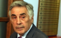 O &Theta;&epsilon;&omicron;&delta;ό&sigma;&eta;&sigmaf; &Pi;&epsilon;&lambda;&epsilon;&gamma;&rho;ί&nu;&eta;&sigmaf;.