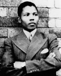 Ο Νέλσον Μαντέλα το 1937.