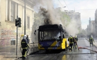 &Tau;&rho;ό&lambda;&epsilon;&iota; &pi;&upsilon;&rho;&pi;&omicron;&lambda;&eta;&mu;έ&nu;&omicron;, &sigma;&tau;&eta;&nu; &omicron;&delta;ό &Pi;&alpha;&tau;&eta;&sigma;ί&omega;&nu;, &mu;&pi;&rho;&omicron;&sigma;&tau;ά &alpha;&pi;ό &tau;&omicron; &Pi;&omicron;&lambda;&upsilon;&tau;&epsilon;&chi;&nu;&epsilon;ί&omicron;. 