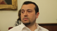 &Omicron; &Nu;ί&kappa;&omicron;&sigmaf; &Pi;&alpha;&pi;&pi;ά&sigmaf;. &Epsilon;ί&nu;&alpha;&iota; &omicron; ά&nu;&theta;&rho;&omega;&pi;&omicron;&sigmaf; &pi;&omicron;&upsilon; έ&chi;&epsilon;&iota; &alpha;&nu;&alpha;&lambda;ά&beta;&epsilon;&iota; &tau;&omicron; &beta;ά&rho;&omicron;&sigmaf; &tau;&eta;&sigmaf; &delta;&eta;&mu;&iota;&omicron;&upsilon;&rho;&gamma;ί&alpha;&sigmaf; ό&sigma;&omicron; &tau;&omicron; &delta;&upsilon;&nu;&alpha;&tau;ό&nu; &epsilon;&upsilon;&nu;&omicron;ϊ&kappa;ό&tau;&epsilon;&rho;&omicron;&upsilon; &pi;&rho;&omicron;&sigmaf; &tau;&eta;&nu; &kappa;&upsilon;&beta;έ&rho;&nu;&eta;&sigma;&eta; &pi;&epsilon;&delta;ί&omicron;&upsilon; &sigma;&tau;&alpha; &Mu;&Mu;&Epsilon;.