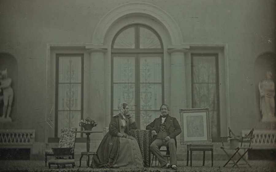 Ο Ιωάννης Γαβριήλ Εϋνάρδος και η σύζυγός του Anne Eynard-Lullin. Δαγκεροτυπία που τραβήχτηκε από τον Εϋνάρδο περί το 1845, στην Ελβετία.
