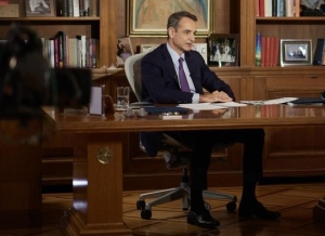 Ο πρωθυπουργός Κυριάκος Μητσοτάκης στη διάρκεια της συνέντευξης που παραχλωρησε στο κεντρικό δελτίο του ΑΝΤ1, στις 7 Νοεμβρίου 2022. στην οποία αναφέρθηκε και στη ρητή αντίθεση της ελληνικής κυβέρνησης στον Πούτιν και στη ρωσική εισβολή στην Ουκρανία.