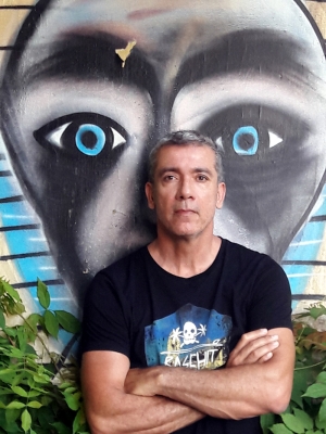 &Omicron; &Mu;ί&nu;&omega;&sigmaf; &Epsilon;&upsilon;&sigma;&tau;&alpha;&theta;&iota;ά&delta;&eta;&sigmaf;.