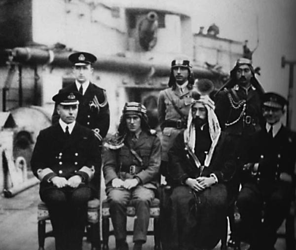 &laquo;&Eta; &alpha;&pi;ό&kappa;&rho;&upsilon;&psi;&eta; &tau;&omicron;&upsilon; &pi;&alpha;&rho;&epsilon;&lambda;&theta;ό&nu;&tau;&omicron;&sigmaf; &epsilon;ί&nu;&alpha;&iota; &epsilon;&pi;&iota;&kappa;ί&nu;&delta;&upsilon;&nu;&eta;&raquo;