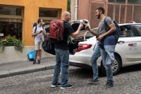 &Omicron;  &Sigma;&pi;έ&nu;&sigma;&epsilon;&rho;  &Sigma;&tau;ό&omicron;&upsilon;&nu;, &omicron;  Ά&lambda;&epsilon;&xi;  &Sigma;&kappa;&alpha;&rho;&lambda;ά&tau;&omicron;&sigmaf;  &kappa;&alpha;&iota;  &omicron;  Ά&nu;&tau;&omicron;&nu;&iota;  &Sigma;ά&nu;&tau;&lambda;&epsilon;&rho; &sigma;&tau;&eta;&nu; &tau;&alpha;&iota;&nu;ί&alpha; &tau;&omicron;&upsilon; &Kappa;&lambda;&iota;&nu;&tau; Ή&sigma;&tau;&gamma;&omicron;&upsilon;&nu;&tau; &laquo;&Alpha;&nu;&alpha;&chi;ώ&rho;&eta;&sigma;&eta; &gamma;&iota;&alpha; &Pi;&alpha;&rho;ί&sigma;&iota; 15:17&raquo;. 