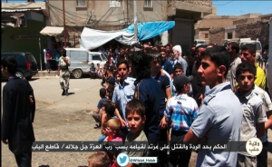 &Iota;&omicron;ύ&nu;&iota;&omicron;&sigmaf; 2014, &Alpha;&lambda;&Mu;&pi;&alpha;&mu;&pi;, &Chi;&alpha;&lambda;έ&pi;&iota;, &Sigma;&upsilon;&rho;ί&alpha;. &Pi;&lambda;ή&theta;&eta;, &alpha;&nu;ά&mu;&epsilon;&sigma;ά &tau;&omicron;&upsilon;&sigmaf; &kappa;&alpha;&iota; &pi;&alpha;&iota;&delta;&iota;ά, &pi;&alpha;&rho;&alpha;&kappa;&omicron;&lambda;&omicron;&upsilon;&theta;&omicron;ύ&nu; &tau;&eta; &delta;&eta;&mu;ό&sigma;&iota;&alpha; &epsilon;&kappa;&tau;έ&lambda;&epsilon;&sigma;&eta; &epsilon;&nu;ό&sigmaf; ά&nu;&delta;&rho;&alpha; &pi;&omicron;&upsilon; &kappa;&alpha;&tau;&eta;&gamma;&omicron;&rho;ή&theta;&eta;&kappa;&epsilon;, &beta;ά&sigma;&epsilon;&iota; &tau;&eta;&sigmaf; &sigma;&alpha;&rho;ί&alpha;&sigmaf;, ό&tau;&iota; &beta;&lambda;&alpha;&sigma;&phi;ή&mu;&eta;&sigma;&epsilon; &tau;&omicron;&nu; &Alpha;&lambda;&lambda;ά&chi;. &Epsilon;&iota;&kappa;ό&nu;&alpha; &alpha;&pi;ό &beta;ί&nu;&tau;&epsilon;&omicron; &pi;&omicron;&upsilon; &delta;&eta;&mu;&omicron;&sigma;&iota;&epsilon;ύ&theta;&eta;&kappa;&epsilon; &sigma;&tau;&omicron; &delta;&iota;&alpha;&delta;ί&kappa;&tau;&upsilon;&omicron; &kappa;&alpha;&iota; &alpha;&nu;&alpha;&pi;&alpha;&rho;ή&chi;&theta;&eta; &sigma;&tau;&omicron; twitter. 