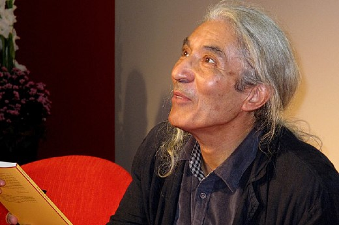 &Omicron; &Mu;&pi;&omicron;&upsilon;&alpha;&lambda;έ&mu; &Sigma;&alpha;&nu;&sigma;ά&lambda;.