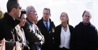&Kappa;&alpha;&sigma;&tau;&epsilon;&lambda;ό&rho;&iota;&zeta;&omicron;, 5/12/2016. &Alpha;&pi;ό &alpha;&rho;&iota;&sigma;&tau;&epsilon;&rho;ά: &Kappa;&alpha;&sigma;&iota;&delta;&iota;ά&rho;&eta;&sigmaf;, &Kappa;&alpha;&sigma;&iota;&mu;ά&tau;&eta;, &Beta;ί&tau;&sigma;&alpha;&sigmaf;, &Kappa;&alpha;&mu;&mu;έ&nu;&omicron;&sigmaf;, &Alpha;&upsilon;&lambda;&omega;&nu;ί&tau;&omicron;&upsilon;, &Kappa;&omega;&nu;&sigma;&tau;&alpha;&nu;&tau;ί&nu;&omicron;&sigmaf; &Kappa;&alpha;&tau;&sigma;ί&kappa;&eta;&sigmaf;. &Sigma;&tau;&omicron; ό&nu;&omicron;&mu;&alpha; &tau;&omicron;&upsilon; &pi;&alpha;&tau;&rho;&iota;&omega;&tau;&iota;&sigma;&mu;&omicron;ύ, &Sigma;&Upsilon;&Rho;&Iota;&Zeta;&Alpha; &kappa;&alpha;&iota; &Alpha;&Nu;&Epsilon;&Lambda; &laquo;&xi;έ&pi;&lambda;&upsilon;&nu;&alpha;&nu;&raquo; &tau;&omicron;&upsilon;&sigmaf; &upsilon;&pi;ό&delta;&iota;&kappa;&omicron;&upsilon;&sigmaf; &beta;&omicron;&upsilon;&lambda;&epsilon;&upsilon;&tau;έ&sigmaf; &tau;&eta;&sigmaf; &Chi;&rho;&upsilon;&sigma;ή&sigmaf; &Alpha;&upsilon;&gamma;ή&sigmaf;.
