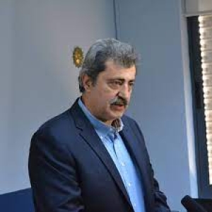Ο Παύλος Πολάκης. Βουλευτής του ΣΥΡΙΖΑ και πρώην υπουργός, πρόβλημα για το προφίλ που επιδιώκει να διαδώσει ο ΣΥΡΙΖΑ προκειμένου να προσεγγίσει τη μεσαία τάξη στις επόμενες εκλογές. 