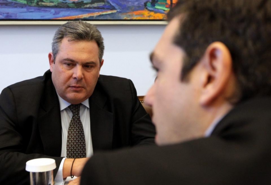 &Delta;ί&nu;&omicron;&upsilon;&mu;&epsilon; &psi;ή&phi;&omicron; &epsilon;&mu;&pi;&iota;&sigma;&tau;&omicron;&sigma;ύ&nu;&eta;&sigmaf; &sigma;&tau;&omicron;&nu; &Alpha;&lambda;έ&xi;&eta; &Tau;&sigma;ί&pi;&rho;&alpha;, &epsilon;ί&pi;&epsilon; &omicron; &Pi;ά&nu;&omicron;&sigmaf; &Kappa;&alpha;&mu;&mu;έ&nu;&omicron;&sigmaf; &mu;&epsilon;&tau;ά &tau;&eta; &sigma;&upsilon;&nu;ά&nu;&tau;&eta;&sigma;ή &tau;&omicron;&upsilon; &mu;&epsilon; &tau;&omicron;&nu; &Alpha;&lambda;έ&xi;&eta; &Tau;&sigma;ί&pi;&rho;&alpha; &sigma;&tau;&alpha; &gamma;&rho;&alpha;&phi;&epsilon;ί&alpha; &tau;&omicron;&upsilon; &Sigma;&Upsilon;&Rho;&Iota;&Zeta;&Alpha;.