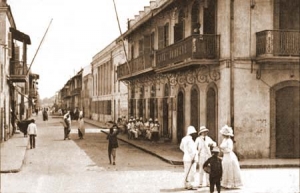 Δρόμος του St. Liouis της Σενεγάλης, αρχές του 20ού αιώνα, στον οποίο κατοικούσε η Ορτάνς.