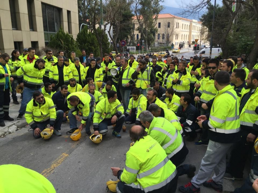 11 &Mu;&alpha;&rho;&tau;ί&omicron;&upsilon; 2015, &Alpha;&theta;ή&nu;&alpha;, έ&xi;&omega; &alpha;&pi;ό &tau;&omicron; &upsilon;&pi;&omicron;&upsilon;&rho;&gamma;&epsilon;ί&omicron; &Pi;&epsilon;&rho;&iota;&beta;ά&lambda;&lambda;&omicron;&nu;&tau;&omicron;&sigmaf;, &Epsilon;&nu;έ&rho;&gamma;&epsilon;&iota;&alpha;&sigmaf; &kappa;&alpha;&iota; &Kappa;&lambda;&iota;&mu;&alpha;&tau;&iota;&kappa;ή&sigmaf; &Alpha;&lambda;&lambda;&alpha;&gamma;ή&sigmaf;. &Epsilon;&rho;&gamma;&alpha;&zeta;ό&mu;&epsilon;&nu;&omicron;&iota; &sigma;&tau;&eta;&nu; &upsilon;&lambda;&omicron;&tau;&omicron;&mu;ί&alpha; &sigma;&tau;&eta;&nu; &pi;&epsilon;&rho;&iota;&omicron;&chi;ή &Kappa;ά&kappa;&alpha;&beta;&omicron;&sigmaf; &tau;&omega;&nu; &Sigma;&kappa;&omicron;&upsilon;&rho;&iota;ώ&nu; &Chi;&alpha;&lambda;&kappa;&iota;&delta;&iota;&kappa;ή&sigmaf; &delta;&iota;&alpha;&delta;&eta;&lambda;ώ&nu;&omicron;&upsilon;&nu; &mu;&epsilon; &sigma;ύ&nu;&theta;&eta;&mu;&alpha;: &laquo;&Kappa;ά&tau;&omega; &tau;&alpha; &chi;έ&rho;&iota;&alpha; &alpha;&pi;ό &tau;&alpha; &mu;&epsilon;&tau;&alpha;&lambda;&lambda;&epsilon;ί&alpha;&raquo;. H &phi;&omega;&tau;&omicron;&gamma;&rho;&alpha;&phi;&epsilon;ί&alpha; &alpha;&pi;ό &tau;&eta; &sigma;&epsilon;&lambda;ί&delta;&alpha; &Lambda;έ&mu;&epsilon; &Nu;&Alpha;&Iota; &sigma;&tau;&eta; &Mu;&epsilon;&tau;&alpha;&lambda;&lambda;&epsilon;ί&alpha; &sigma;&tau;&eta; &Beta;&Alpha; &Chi;&alpha;&lambda;&kappa;&iota;&delta;&iota;&kappa;ή, &sigma;&tau;&omicron; Facebook. 