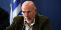 &Omicron; &kappa;&alpha;&theta;&eta;&gamma;&eta;&tau;ή&sigmaf; &Alpha;&nu;&tau;ώ&nu;&eta;&sigmaf; &Lambda;&iota;ά&kappa;&omicron;&sigmaf;. &Eta; &delta;ή&lambda;&omega;&sigma;ή &tau;&omicron;&upsilon; &laquo;&Kappa;&iota; &epsilon;&gamma;ώ &phi;&omega;&tau;&iota;ά &theta;&alpha; έ&beta;&alpha;&zeta;&alpha; &sigma;&tau;&eta; &Mu;ό&rho;&iota;&alpha;&laquo; &delta;&iota;&alpha;&beta;ά&sigma;&tau;&eta;&kappa;&epsilon; &omega;&sigmaf; &pi;&epsilon;&rho;&iota;&phi;&rho;ό&nu;&eta;&sigma;&eta; &tau;&omega;&nu; &delta;&eta;&mu;&omicron;&kappa;&rho;&alpha;&tau;&iota;&kappa;ώ&nu; &kappa;&alpha;&nu;ό&nu;&omega;&nu; &kappa;&alpha;&iota; &epsilon;&pi;ί&kappa;&lambda;&eta;&sigma;&eta; &tau;&eta;&sigmaf; &laquo;&kappa;&alpha;&lambda;ή&sigmaf;&raquo; &beta;ί&alpha;&sigmaf;. 