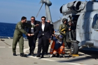 &Pi;ά&sigma;&chi;&alpha; &sigma;&tau;&eta; &phi;&rho;&epsilon;&gamma;ά&tau;&alpha; &Alpha;&delta;&rho;ί&alpha;&sigmaf; &gamma;&iota;&alpha; &Alpha;&lambda;έ&xi;&eta; &Tau;&sigma;ί&pi;&rho;&alpha; &kappa;&alpha;&iota; &Pi;ά&nu;&omicron; &Kappa;&alpha;&mu;&mu;έ&nu;&omicron;. &Epsilon;&kappa;&tau;ό&sigmaf; &alpha;&pi;ό &tau;&eta; &delta;&iota;&alpha;&tau;ή&rho;&eta;&sigma;&eta; &sigma;&tau;&alpha; ύ&psi;&eta; &tau;&omega;&nu; &alpha;&mu;&upsilon;&nu;&tau;&iota;&kappa;ώ&nu; &delta;&alpha;&pi;&alpha;&nu;ώ&nu;, &eta; &epsilon;&lambda;&lambda;&eta;&nu;&iota;&kappa;ή &kappa;&upsilon;&beta;έ&rho;&nu;&eta;&sigma;&eta; &mu;&omicron;&iota;ά&zeta;&epsilon;&iota; &nu;&alpha; &pi;&rho;&omicron;&sigma;&chi;&omega;&rho;&epsilon;ί &sigma;&tau;&eta; &mu;&iota;&lambda;&iota;&tau;&alpha;&rho;&iota;&sigma;&tau;&iota;&kappa;ή &iota;&delta;&epsilon;&omicron;&lambda;&omicron;&gamma;ί&alpha;. 