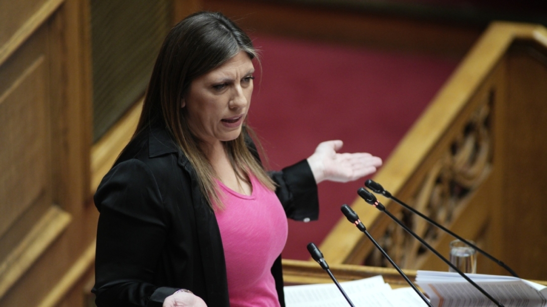 Η Ζωή Κωνσταντοπούλου στη Βουλή. Η Ζωή Κωνσταντοπούλου στη Βουλή.