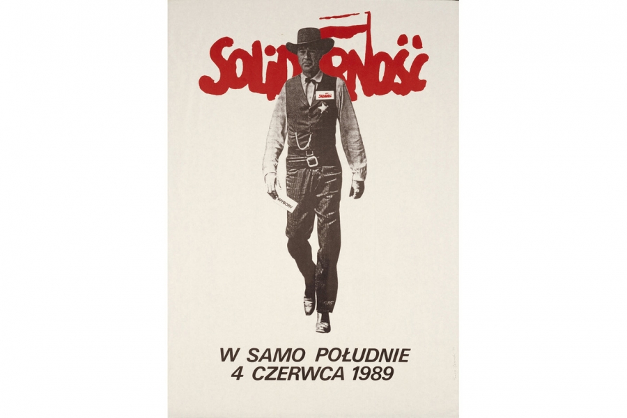 Solidarność (&Alpha;&lambda;&lambda;&eta;&lambda;&epsilon;&gamma;&gamma;ύ&eta;), 1989. &Alpha;&phi;ί&sigma;&alpha; &gamma;&iota;&alpha; &tau;&iota;&sigmaf; &epsilon;&kappa;&lambda;&omicron;&gamma;έ&sigmaf; &tau;&omicron;&upsilon; &Iota;&omicron;&upsilon;&nu;ί&omicron;&upsilon;, &epsilon;&kappa;&epsilon;ί&nu;&eta; &tau;&eta; &chi;&rho;&omicron;&nu;&iota;ά &sigma;&tau;&eta;&nu; &Pi;&omicron;&lambda;&omega;&nu;ί&alpha;, &tau;&iota;&sigmaf; &pi;&rho;ώ&tau;&epsilon;&sigmaf; &eta;&mu;&iota;&epsilon;&lambda;&epsilon;ύ&theta;&epsilon;&rho;&epsilon;&sigmaf; &epsilon;&kappa;&lambda;&omicron;&gamma;έ&sigmaf; &mu;&epsilon;&tau;ά &tau;&eta;&nu; &kappa;&upsilon;&rho;&iota;&alpha;&rho;&chi;ί&alpha; &tau;&omicron;&upsilon; &kappa;&omicron;&mu;&mu;&omicron;&upsilon;&nu;&iota;&sigma;&tau;&iota;&kappa;&omicron;ύ &kappa;&alpha;&theta;&epsilon;&sigma;&tau;ώ&tau;&omicron;&sigmaf;, &pi;&omicron;&upsilon; ή&tau;&alpha;&nu; &kappa;&alpha;&iota; &eta; &alpha;&rho;&chi;ή &tau;&omicron;&upsilon; &tau;έ&lambda;&omicron;&upsilon;&sigmaf; &tau;&omicron;&upsilon; &kappa;&omicron;&mu;&mu;&omicron;&upsilon;&nu;&iota;&sigma;&mu;&omicron;ύ &sigma;&tau;&eta; &chi;ώ&rho;&alpha;.
