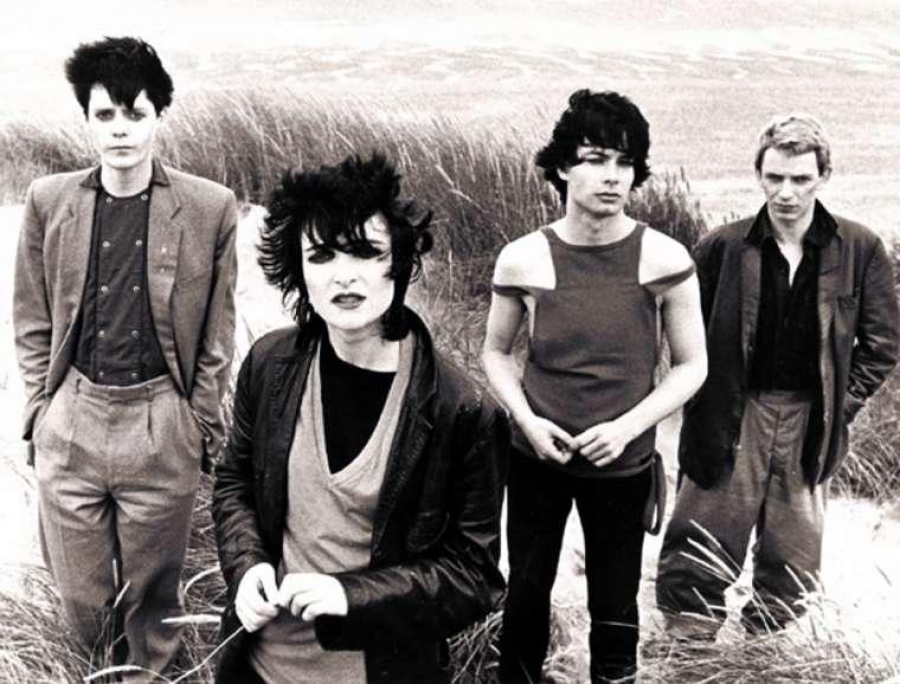 Kaleidoscope. &Tau;&omicron; &epsilon;&xi;ώ&phi;&upsilon;&lambda;&lambda;&omicron; &tau;&omicron;&upsilon; &delta;ί&sigma;&kappa;&omicron;&upsilon; &tau;&omega;&nu; Siouxsie and the Banshees. 