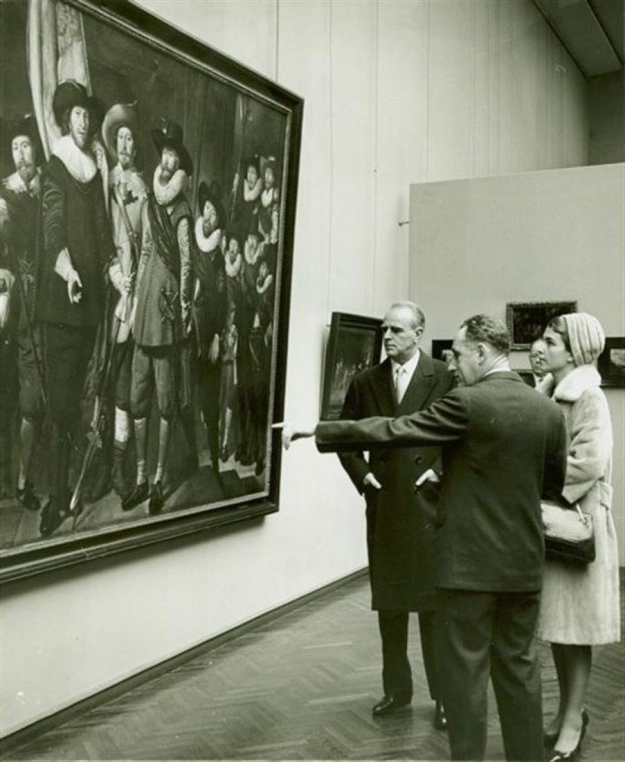 &Gamma;&iota;&alpha;&tau;ί &chi;&rho;&epsilon;&omicron;&kappa;&omicron;&pi;ή&sigma;&alpha;&mu;&epsilon; &kappa;&alpha;&iota; &sigma;&epsilon; &tau;&iota; &mu;&pi;&omicron;&rho;&omicron;ύ&mu;&epsilon; &nu;&alpha; &epsilon;&lambda;&pi;ί&zeta;&omicron;&upsilon;&mu;&epsilon;