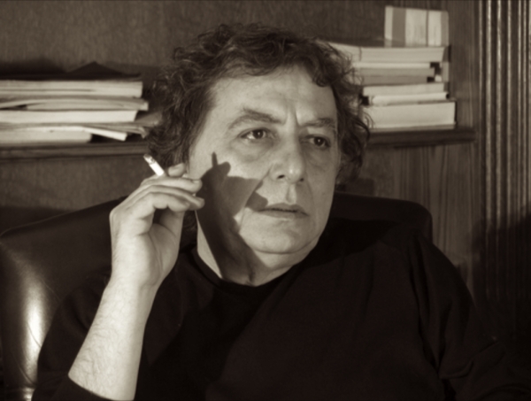 &Pi;έ&theta;&alpha;&nu;&epsilon; &omicron; &sigma;&upsilon;&gamma;&gamma;&rho;&alpha;&phi;έ&alpha;&sigmaf; &Delta;&iota;&omicron;&nu;ύ&sigma;&eta;&sigmaf; &Chi;&alpha;&rho;&iota;&tau;ό&pi;&omicron;&upsilon;&lambda;&omicron;&sigmaf;
