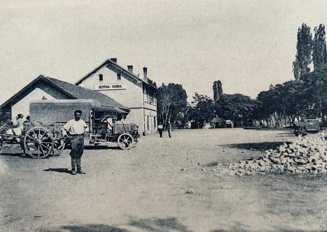 O σιδηροδρομικός σταθμός της Βέροιας το 1918 ή 1919.  