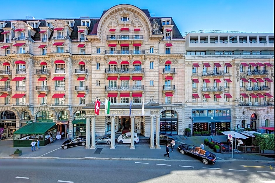 To Hotel Palace Lausanne, στη Λοζάνη. Φωτογραφία από καρτ ποστάλ.