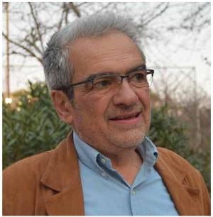 Ο Μιχάλης Μοδινός.