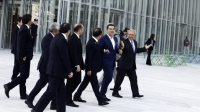 &Alpha;&theta;ή&nu;&alpha;, 9 &Sigma;&epsilon;&pi;&tau;&epsilon;&mu;&beta;&rho;ί&omicron;&upsilon; 2016. &Omicron; &Alpha;&lambda;έ&xi;&eta;&sigmaf; &Tau;&sigma;ί&pi;&rho;&alpha;&sigmaf; &xi;&epsilon;&nu;&alpha;&gamma;&epsilon;ί &tau;&omicron;&upsilon;&sigmaf; &pi;&rho;&omicron;&sigma;&kappa;&epsilon;&kappa;&lambda;&eta;&mu;έ&nu;&omicron;&upsilon;&sigmaf; &tau;&omicron;&upsilon; &sigma;&tau;&omicron; &Pi;&omicron;&lambda;&iota;&tau;&iota;&sigma;&tau;&iota;&kappa;ό &Kappa;έ&nu;&tau;&rho;&omicron; &Sigma;&tau;&alpha;ύ&rho;&omicron;&sigmaf; &Nu;&iota;ά&rho;&chi;&omicron;&sigmaf;.