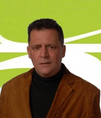 O &Nu;ί&kappa;&omicron;&sigmaf; &Tau;&zeta;έ&nu;&omicron;&sigmaf;.