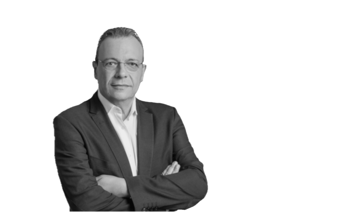 Ο πρόεδρος του ΣΥΡΙΖΑ, Σωκράτης Φάμελλος. Από τα μονοψήφια δημοσκοπικά νούμερα, μεταφράζει τις πορείες για τα Τέμπη και εκτιμά ότι «η ΝΔ και ο κ. Μητσοτάκης οφείλουν να υπακούσουν στο πάνδημο μήνυμα των πολιτών και να παραιτηθούν άμεσα».  Ο πρόεδρος του ΣΥΡΙΖΑ, Σωκράτης Φάμελλος. Από τα μονοψήφια δημοσκοπικά νούμερα, μεταφράζει τις πορείες για τα Τέμπη και εκτιμά ότι «η ΝΔ και ο κ. Μητσοτάκης οφείλουν να υπακούσουν στο πάνδημο μήνυμα των πολιτών και να παραιτηθούν άμεσα».