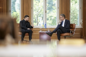 Αθήνα, 16 Νοεμβρίου 2025. Ο έλληνας πρωθυπουργός Κυριάκος Μητσοτάκης συναντιέται με τον πρόεδρο της Ουκρανίας Βολοντίμιρ Ζελένσκι.