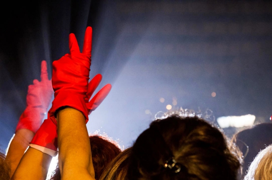 &Pi;&rho;ώ&eta;&nu; &alpha;&pi;&omicron;&lambda;&upsilon;&mu;έ&nu;&epsilon;&sigmaf; &kappa;&alpha;&theta;&alpha;&rho;ί&sigma;&tau;&rho;&iota;&epsilon;&sigmaf; &tau;&omicron;&upsilon; &upsilon;&pi;&omicron;&upsilon;&rho;&gamma;&epsilon;ί&omicron;&upsilon; &Omicron;&iota;&kappa;&omicron;&nu;&omicron;&mu;&iota;&kappa;ώ&nu;  &pi;&alpha;&nu;&eta;&gamma;&upsilon;&rho;ί&zeta;&omicron;&upsilon;&nu; &mu;&epsilon;&tau;ά &tau;&eta; &delta;&iota;&kappa;&alpha;ί&omega;&sigma;&eta; &tau;&omicron;&upsilon; &alpha;&gamma;ώ&nu;&alpha; &tau;&omicron;&upsilon;&sigmaf; &kappa;&alpha;&iota; &tau;&eta;&nu; &epsilon;&pi;&alpha;&nu;&alpha;&pi;&rho;ό&sigma;&lambda;&eta;&psi;ή &tau;&omicron;&upsilon;&sigmaf; &phi;&omicron;&rho;ώ&nu;&tau;&alpha;&sigmaf; &tau;&alpha; &sigma;&upsilon;&mu;&beta;&omicron;&lambda;&iota;&kappa;ά &kappa;ό&kappa;&kappa;&iota;&nu;&alpha; &gamma;ά&nu;&tau;&iota;&alpha;. &Pi;&omicron;&lambda;ύ &gamma;&rho;ή&gamma;&omicron;&rho;&alpha;, &tau;&omicron; &nu;έ&omicron; &pi;&epsilon;&lambda;&alpha;&tau;&epsilon;&iota;&alpha;&kappa;ό &kappa;&rho;ά&tau;&omicron;&sigmaf; &tau;&eta;&sigmaf; &kappa;&upsilon;&beta;έ&rho;&nu;&eta;&sigma;&eta;&sigmaf; &Sigma;&Upsilon;&Rho;&Iota;&Zeta;&Alpha;-&Alpha;&Nu;&Epsilon;&Lambda; &tau;&iota;&sigmaf; &delta;&iota;ό&rho;&iota;&sigma;&epsilon; &upsilon;&pi;&alpha;&lambda;&lambda;ή&lambda;&omicron;&upsilon;&sigmaf; &gamma;&rho;&alpha;&mu;&mu;&alpha;&tau;&epsilon;ί&alpha;&sigmaf; &sigma;&tau;&alpha; &delta;&iota;&kappa;&alpha;&sigma;&tau;ή&rho;&iota;&alpha;.